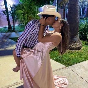 Meet your Posher, Gilberto